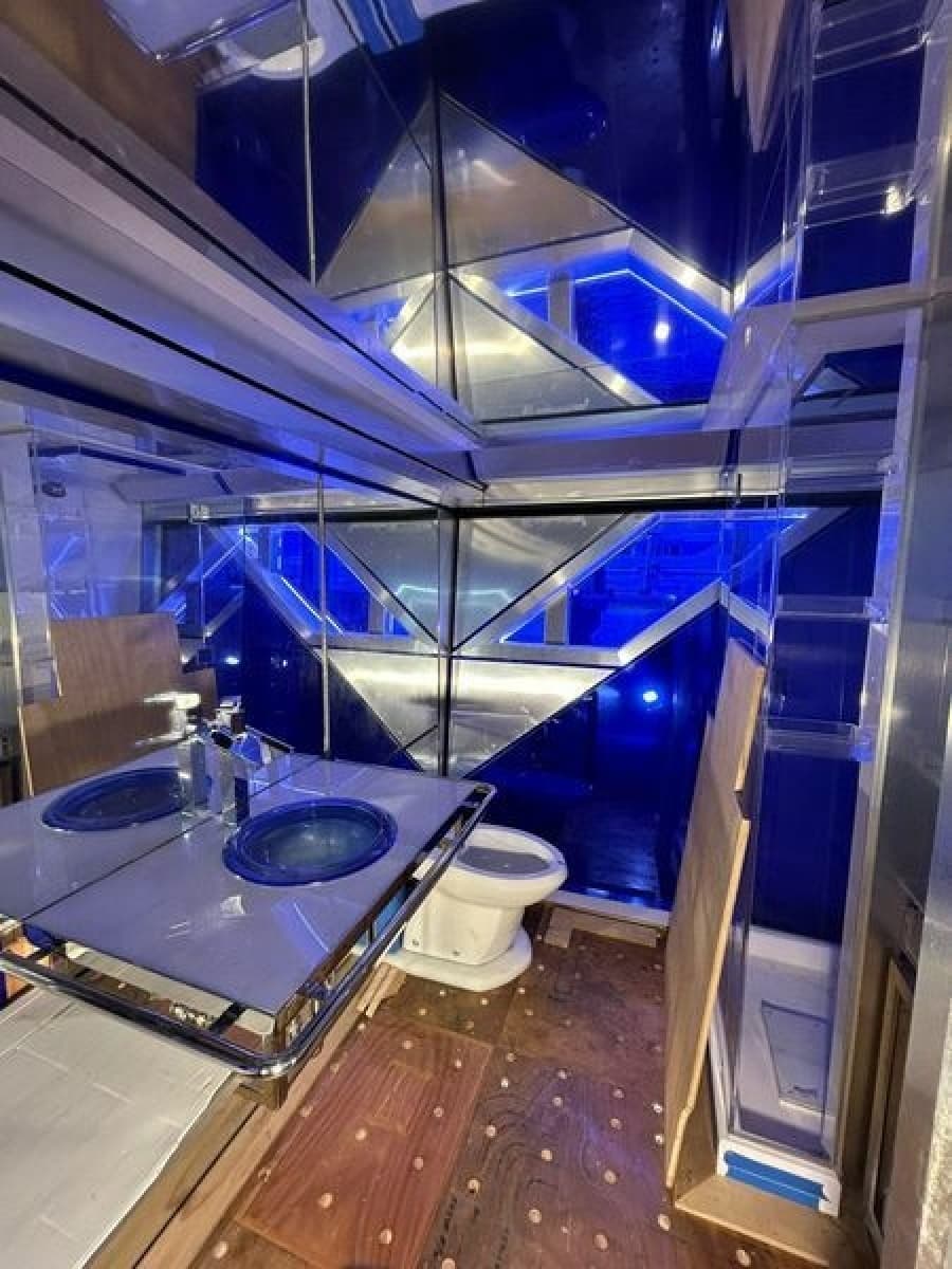 1992 Heesen Yachts 141 Motor Yacht - Photo 57