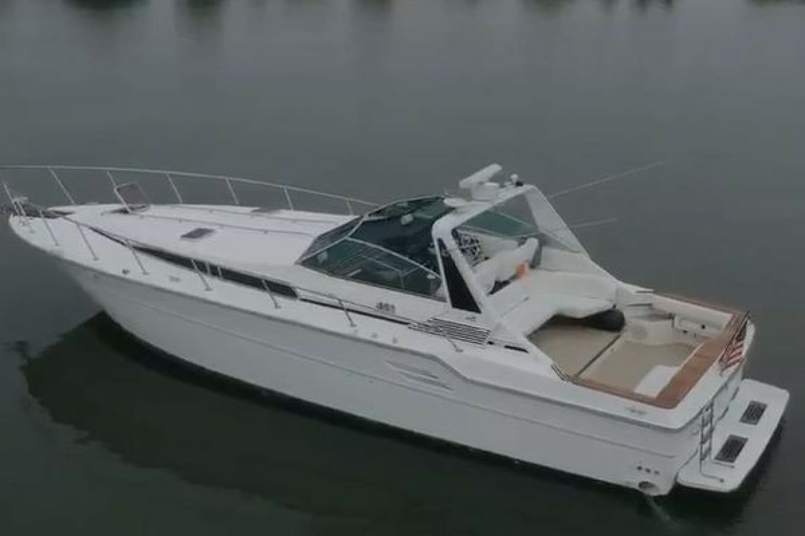 1988 Sea Ray 460 Sundancer - Photo 1