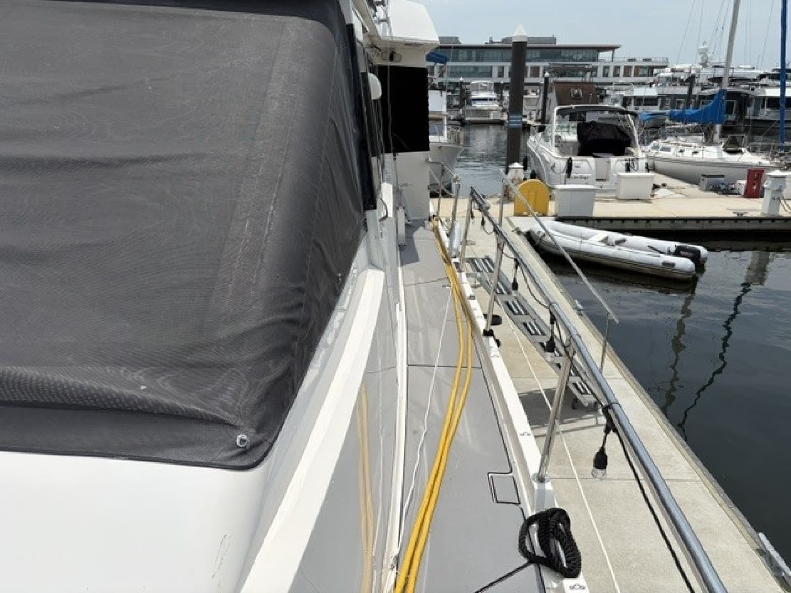 1990 Viking 55 Motor Yacht - Photo 7