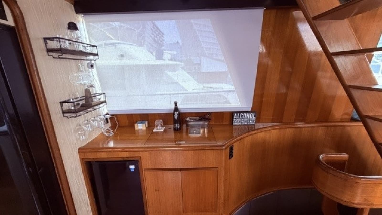 1990 Viking 55 Motor Yacht - Photo 21