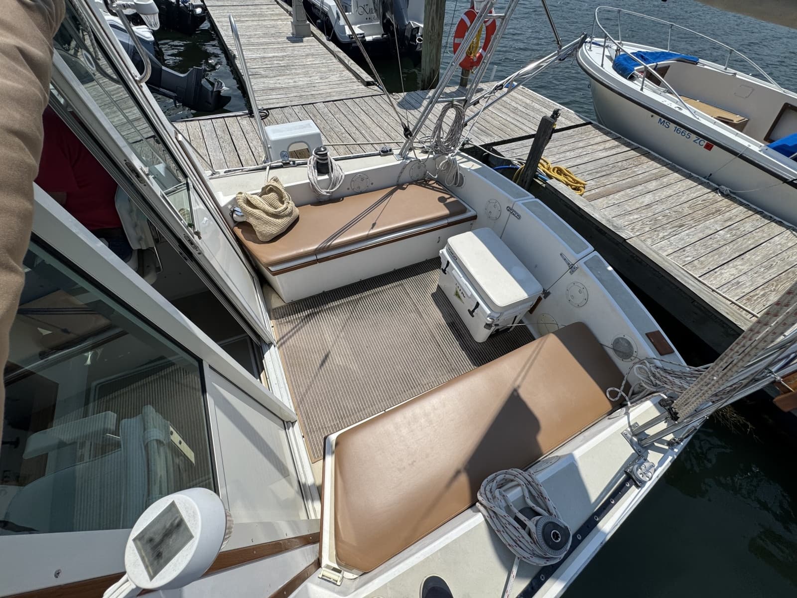 1989 Cape Dory  - Photo 12