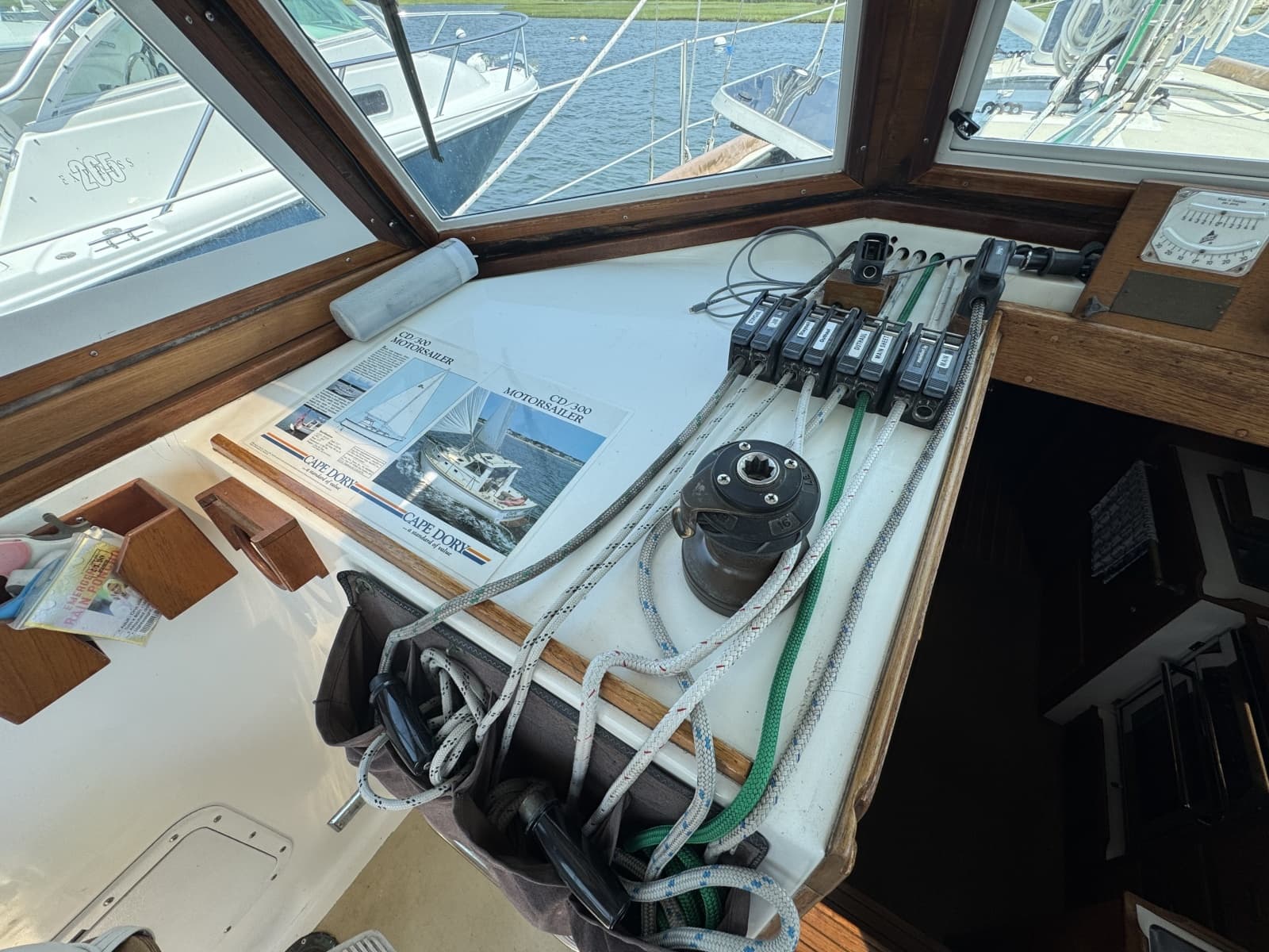 1989 Cape Dory  - Photo 22