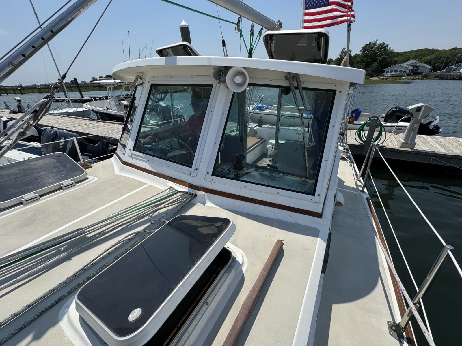 1989 Cape Dory  - Photo 11