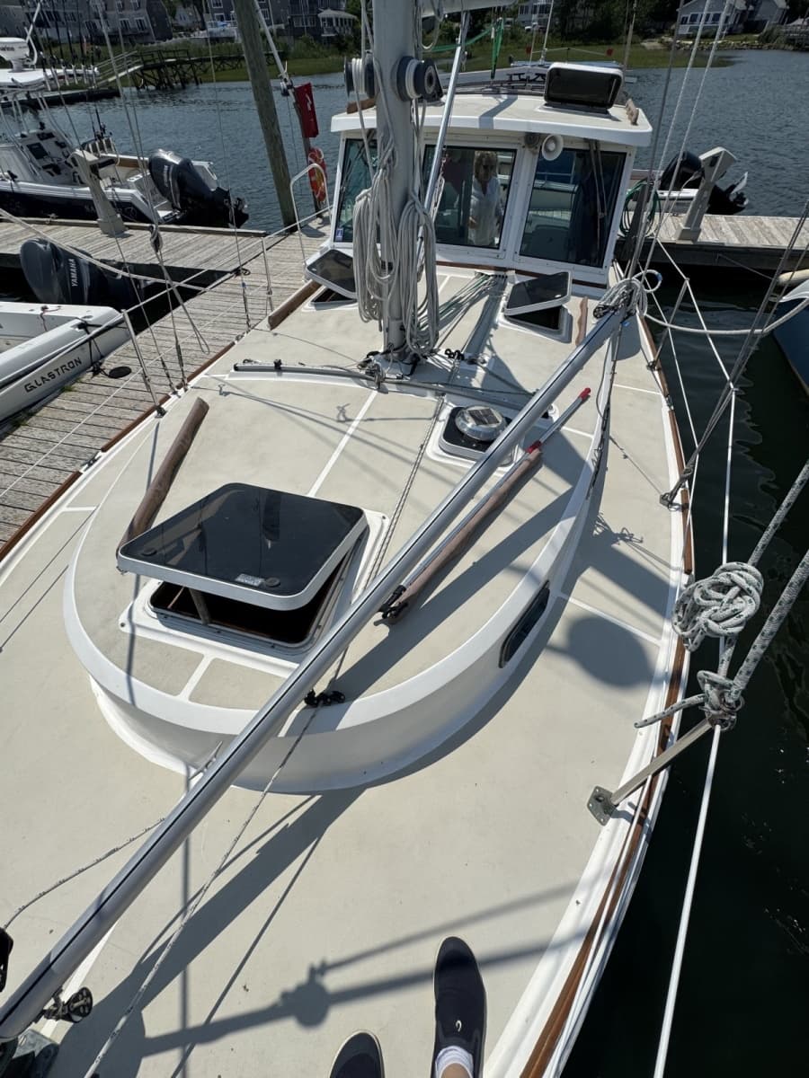 1989 Cape Dory  - Photo 10