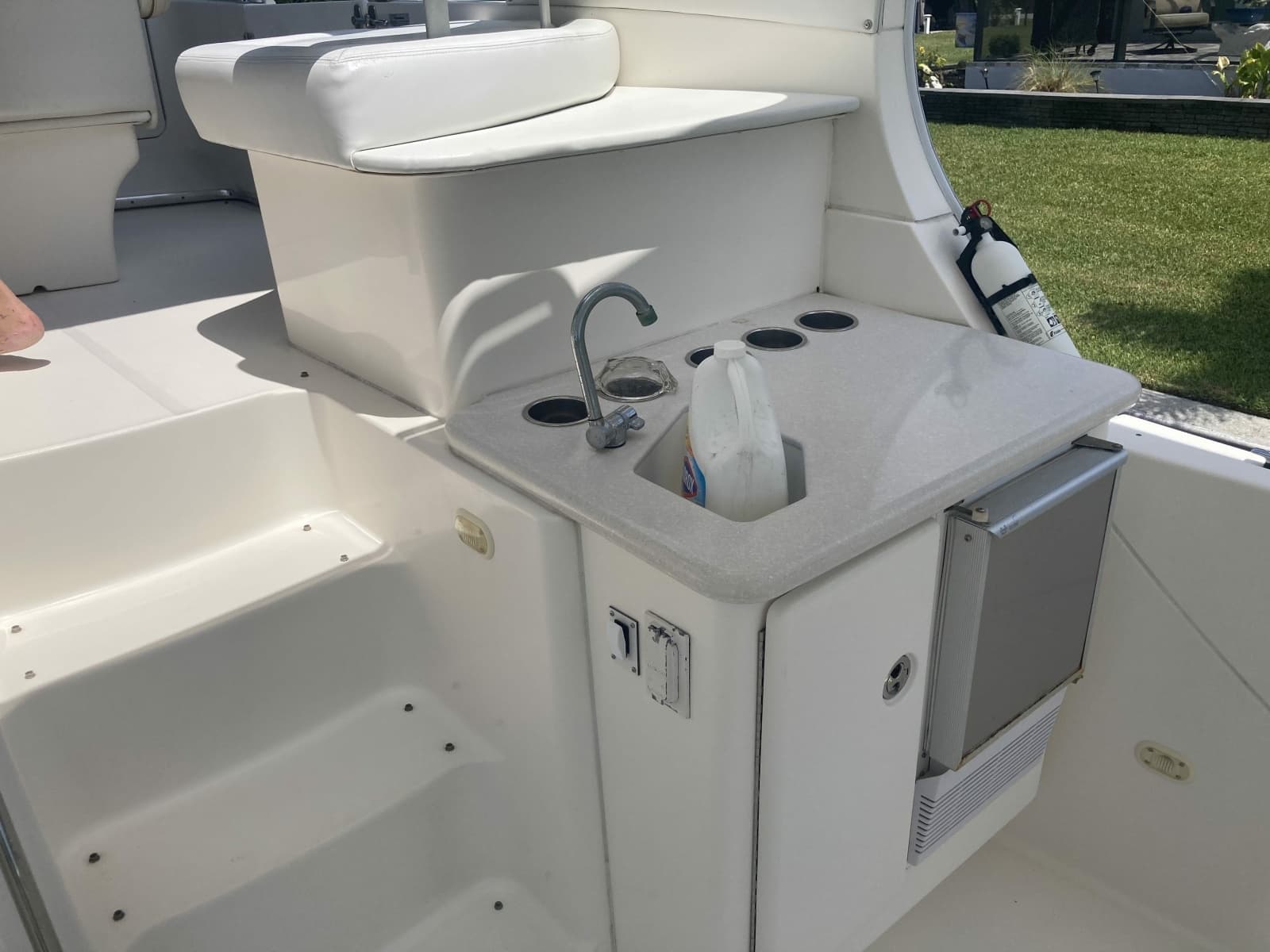 2002 Silverton Motoryacht - Photo 12