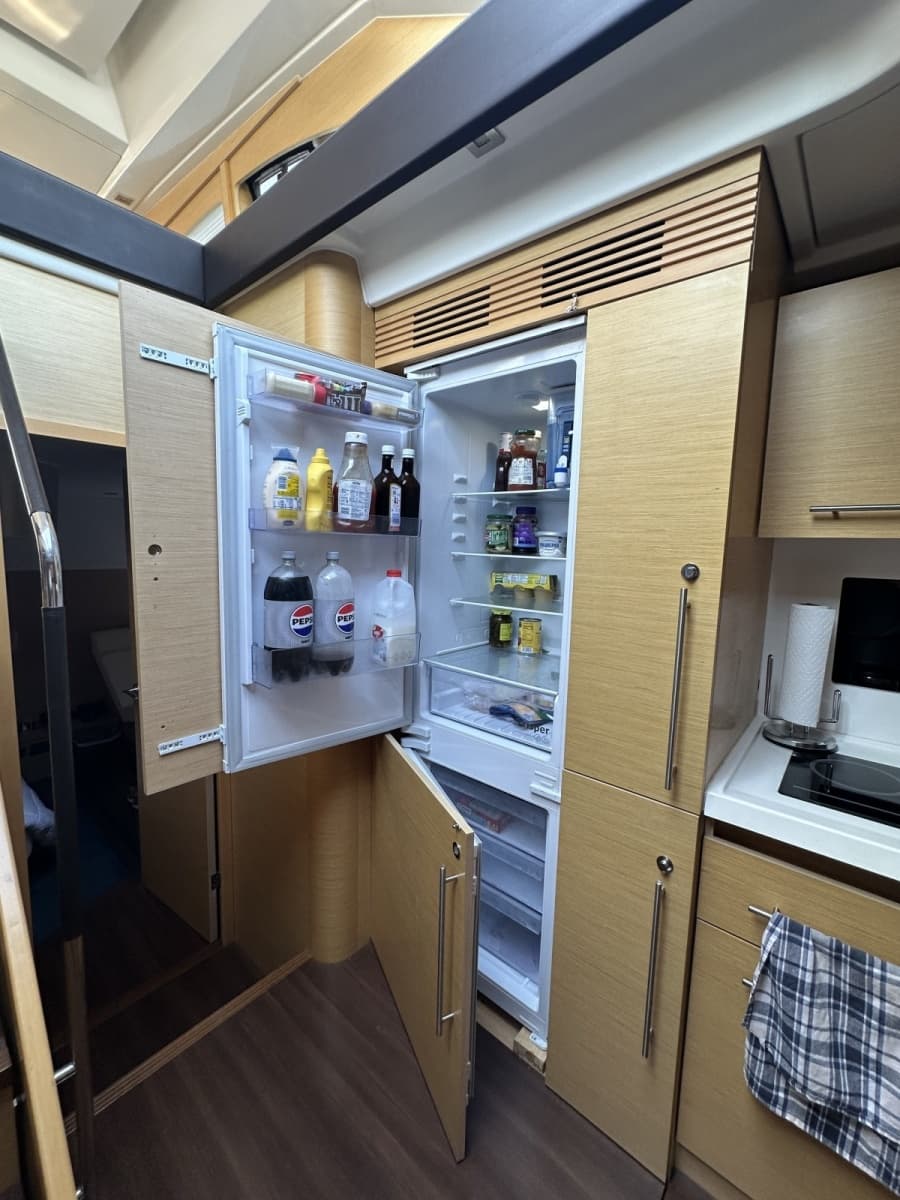 2011 Beneteau Monte Carlo 47 - Photo 30