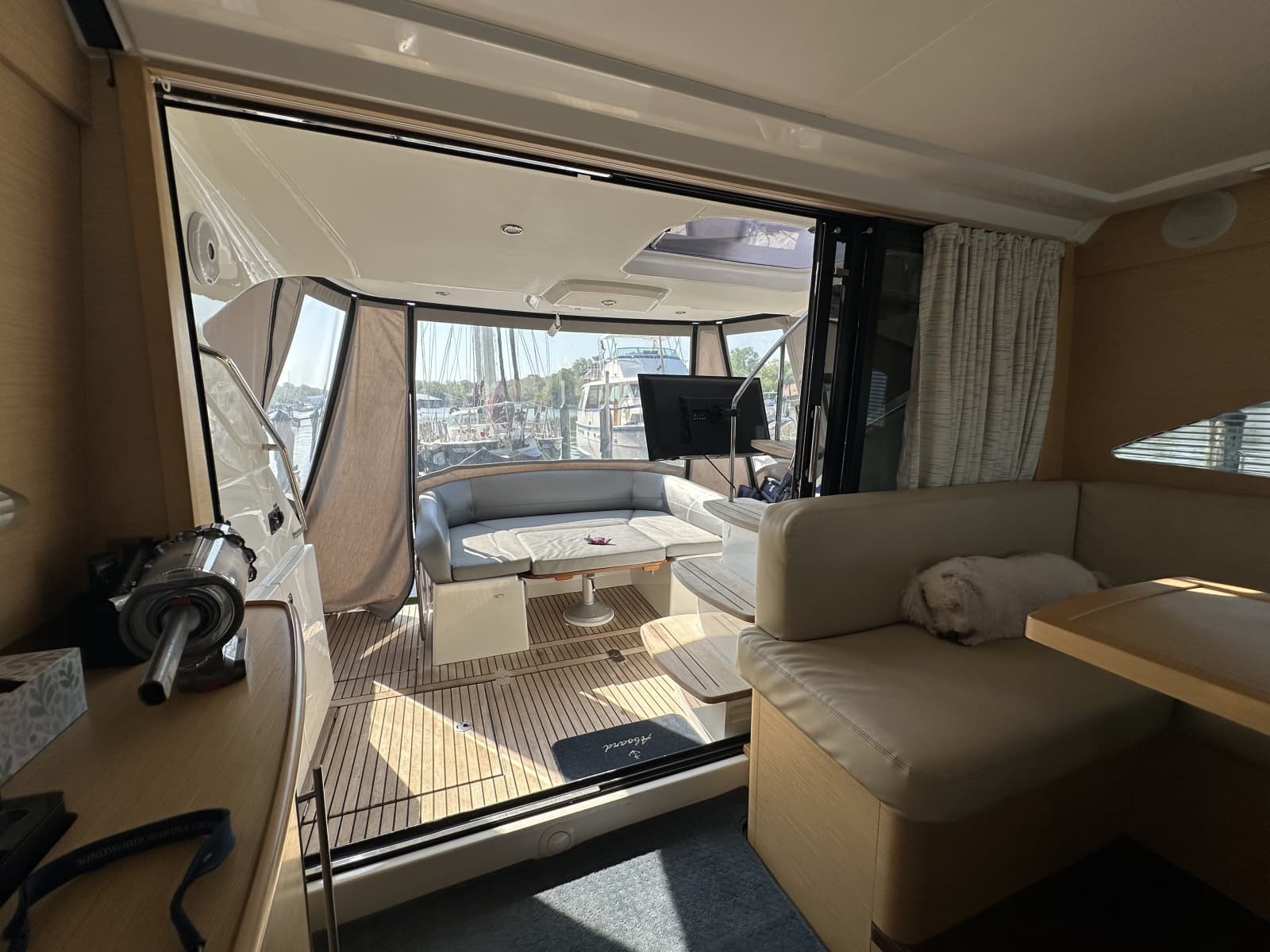 2011 Beneteau Monte Carlo 47 - Photo 44
