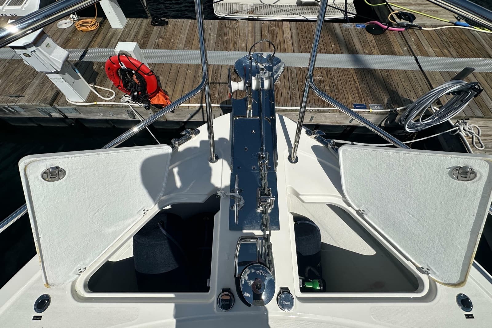 2025 Sabre 48 Salon Express - Photo 85