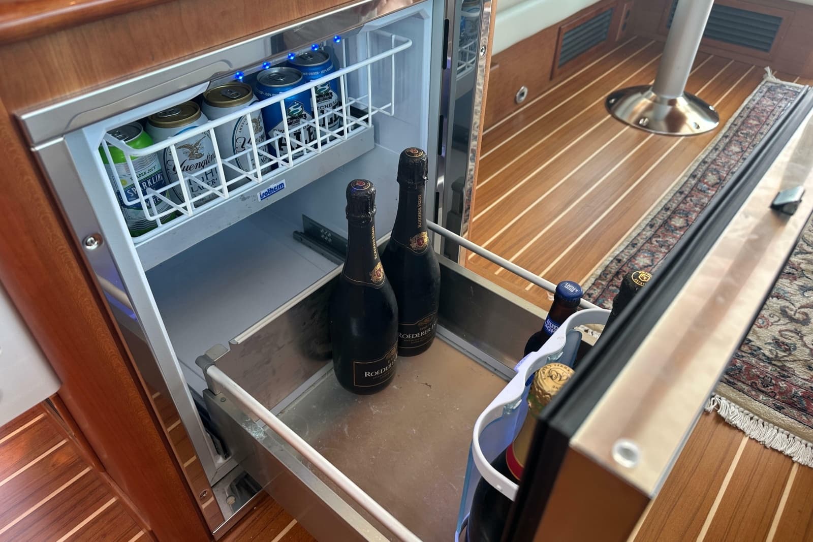 2025 Sabre 48 Salon Express - Photo 63