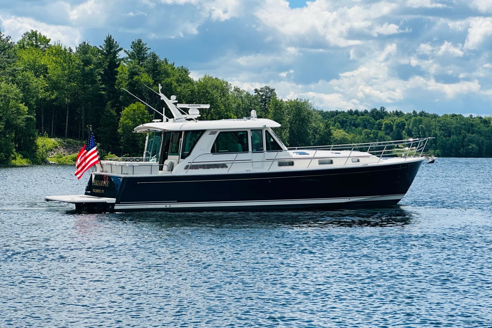 2025 Sabre 48 Salon Express - Photo 1