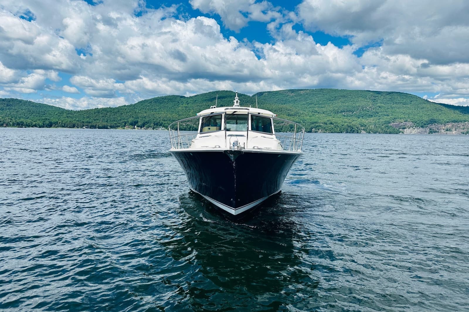 2025 Sabre 48 Salon Express - Photo 97