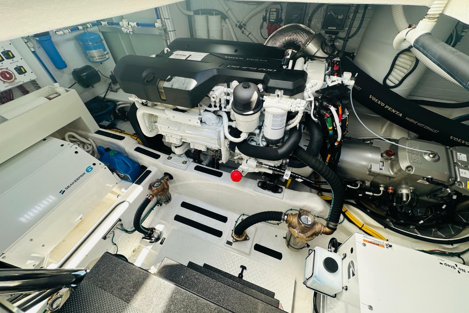2025 Sabre 48 Salon Express - Photo 66