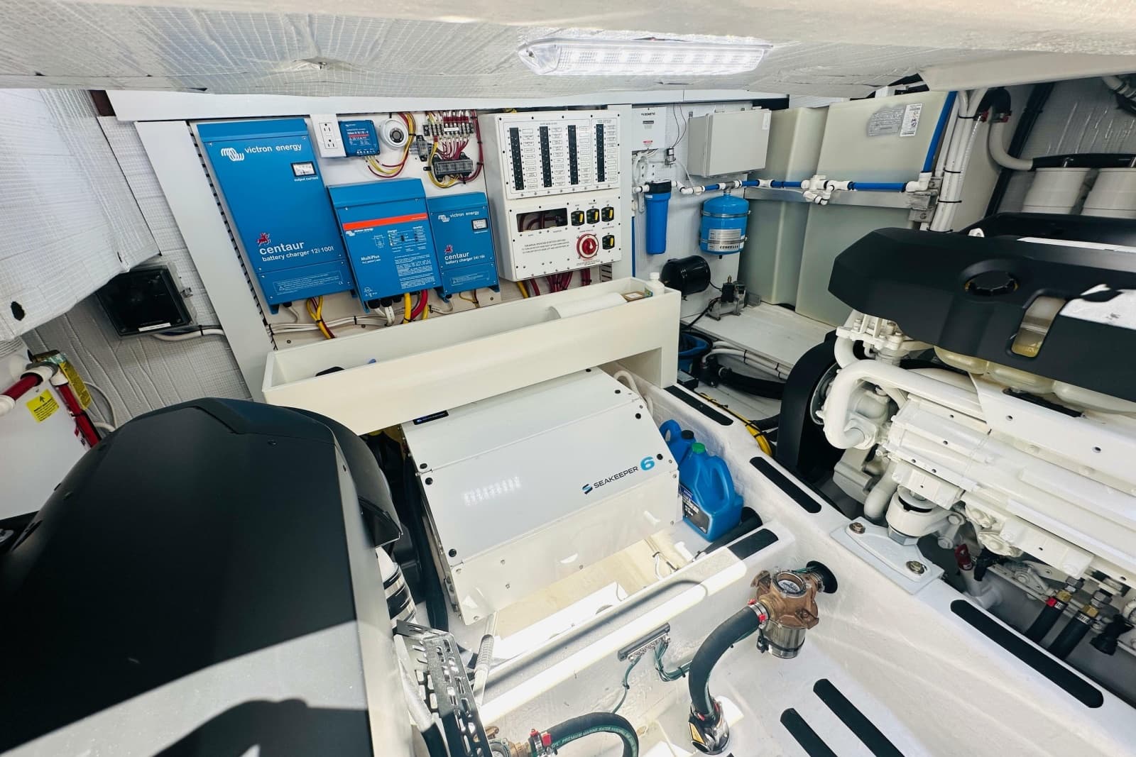 2025 Sabre 48 Salon Express - Photo 67