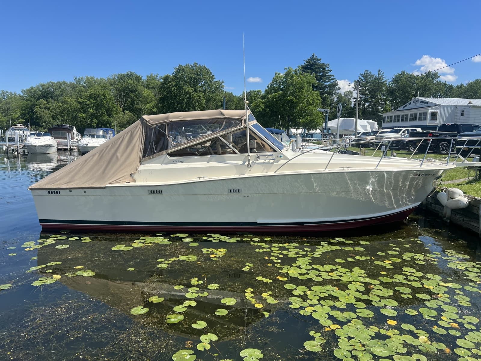 1985 Viking 35 Express - Photo 28