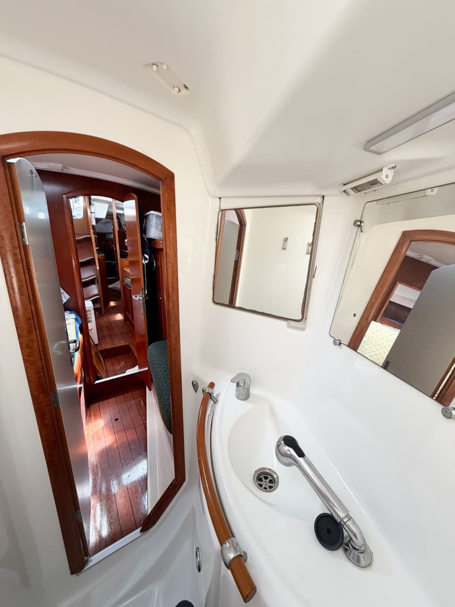 2002 Beneteau Oceanis 42CC - Photo 75