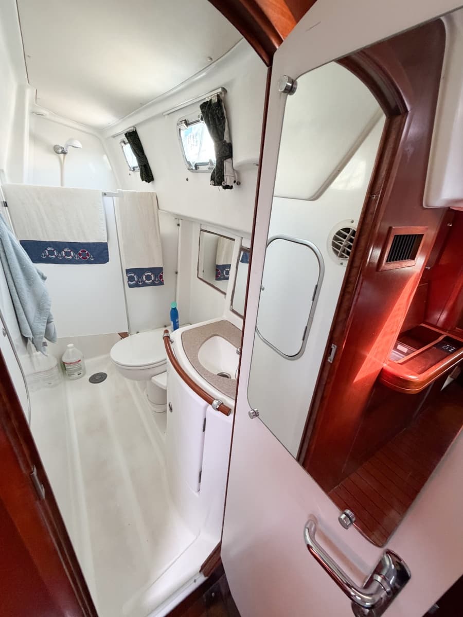 2002 Beneteau Oceanis 42CC - Photo 54