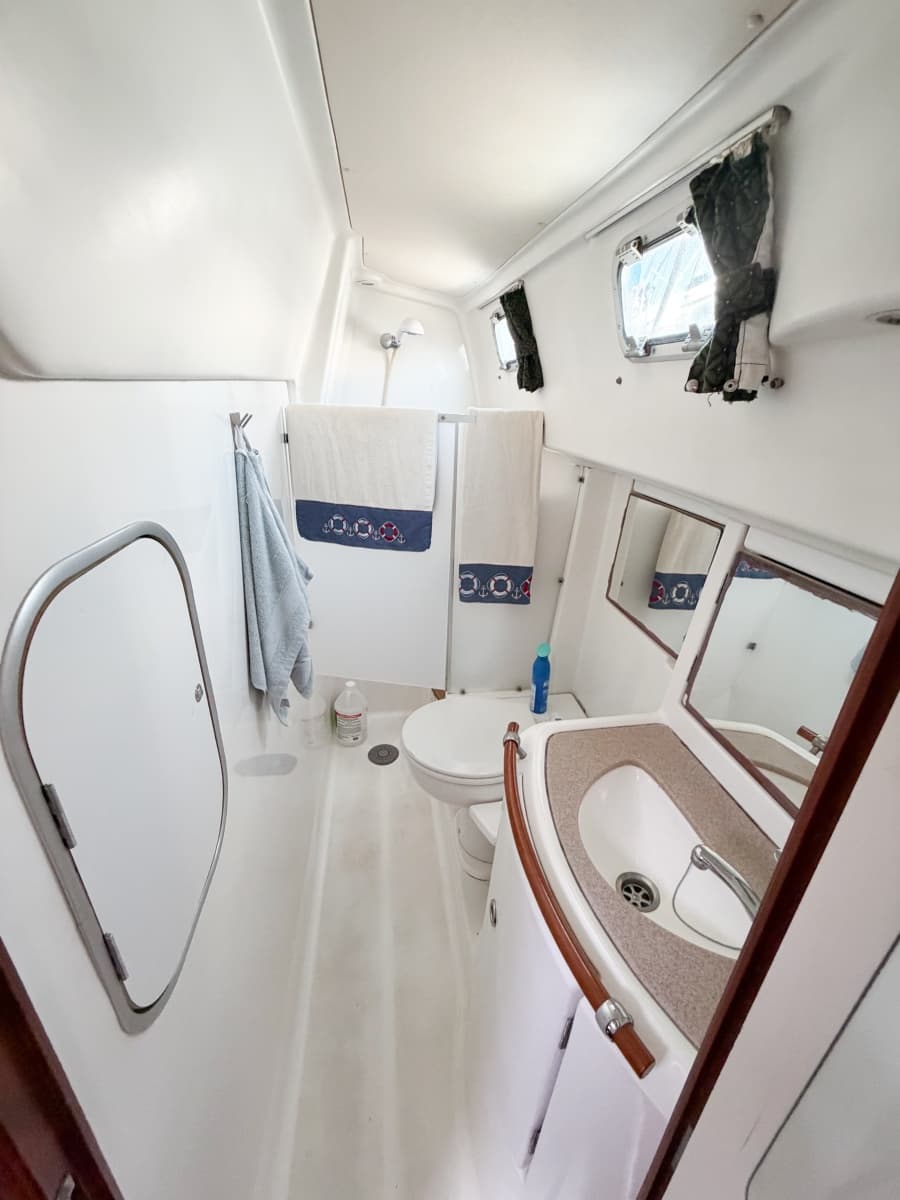 2002 Beneteau Oceanis 42CC - Photo 55
