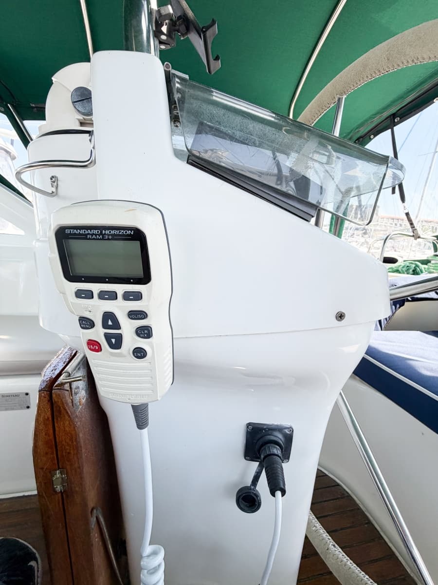 2002 Beneteau Oceanis 42CC - Photo 36