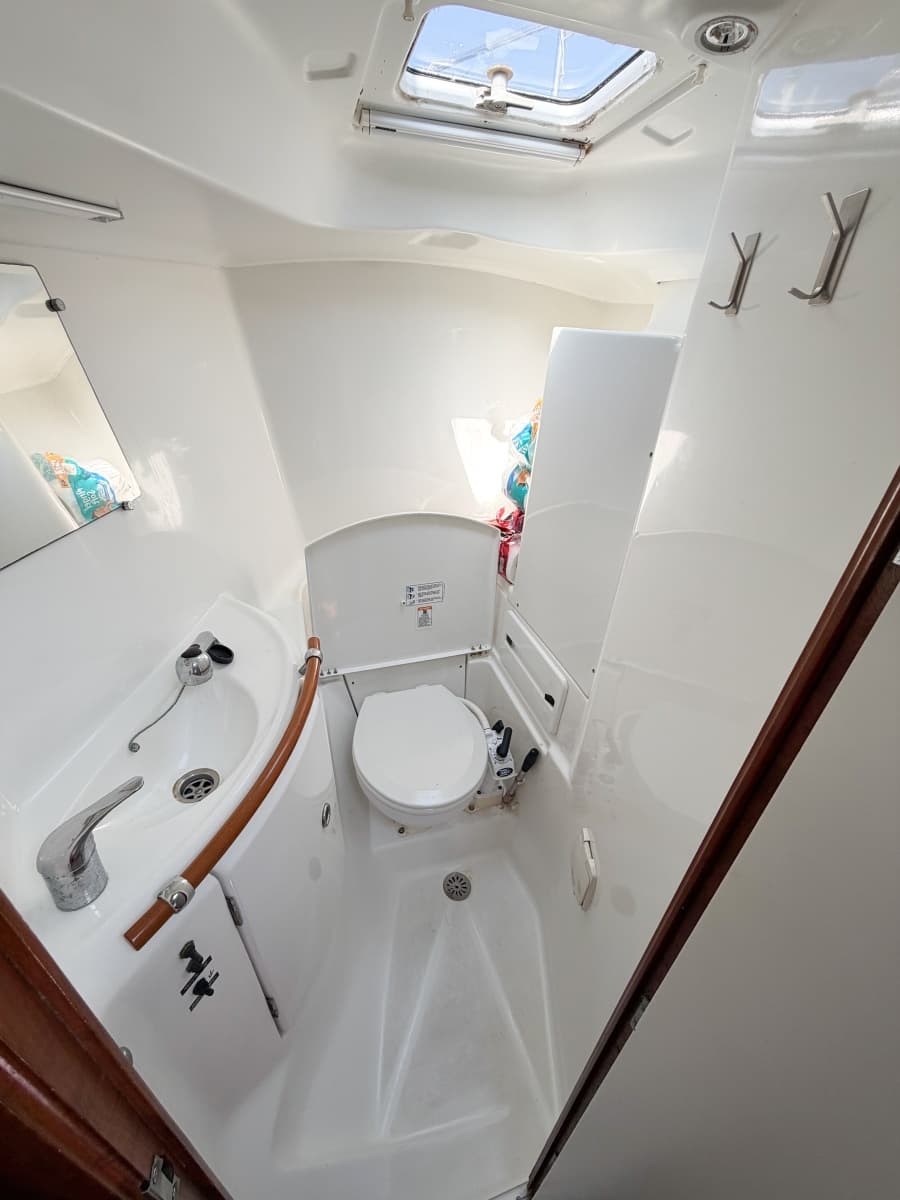 2002 Beneteau Oceanis 42CC - Photo 72