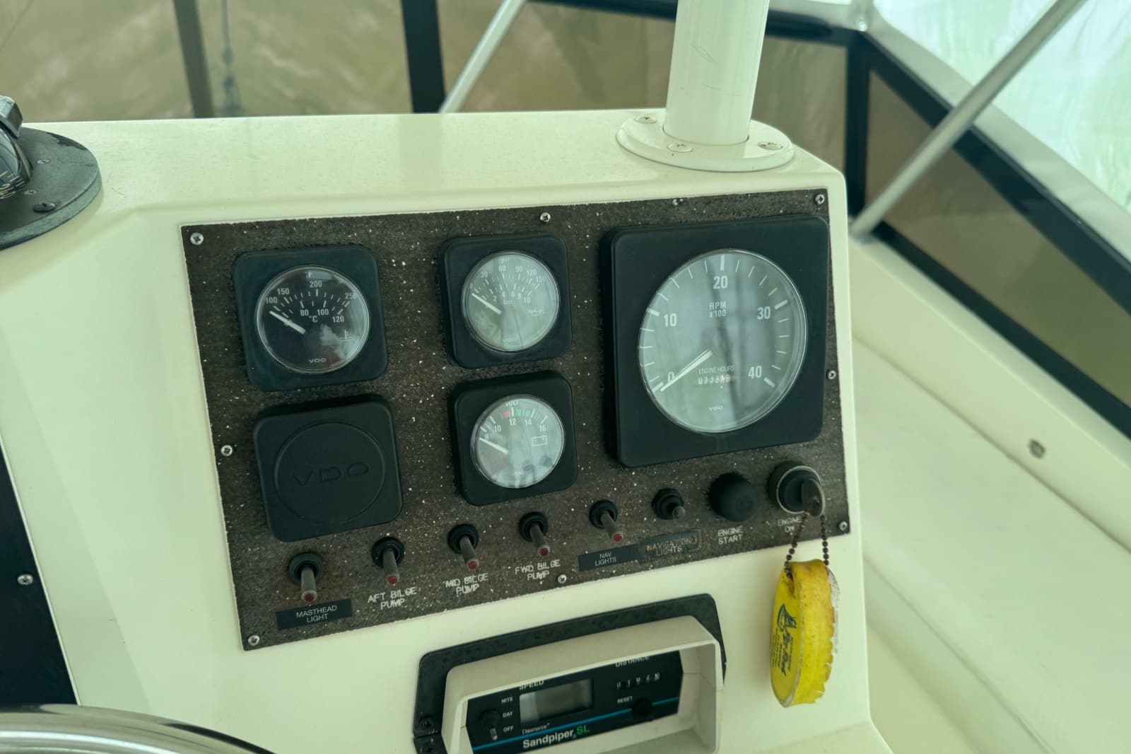 1992 Viking 35 Convertible - Photo 29