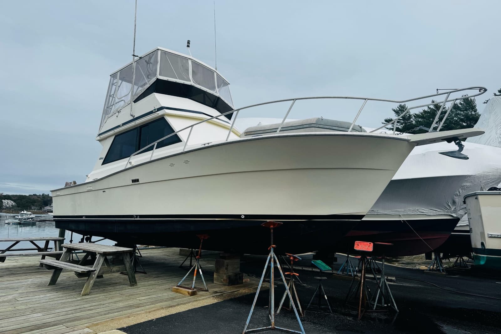 1992 Viking 35 Convertible - Photo 1