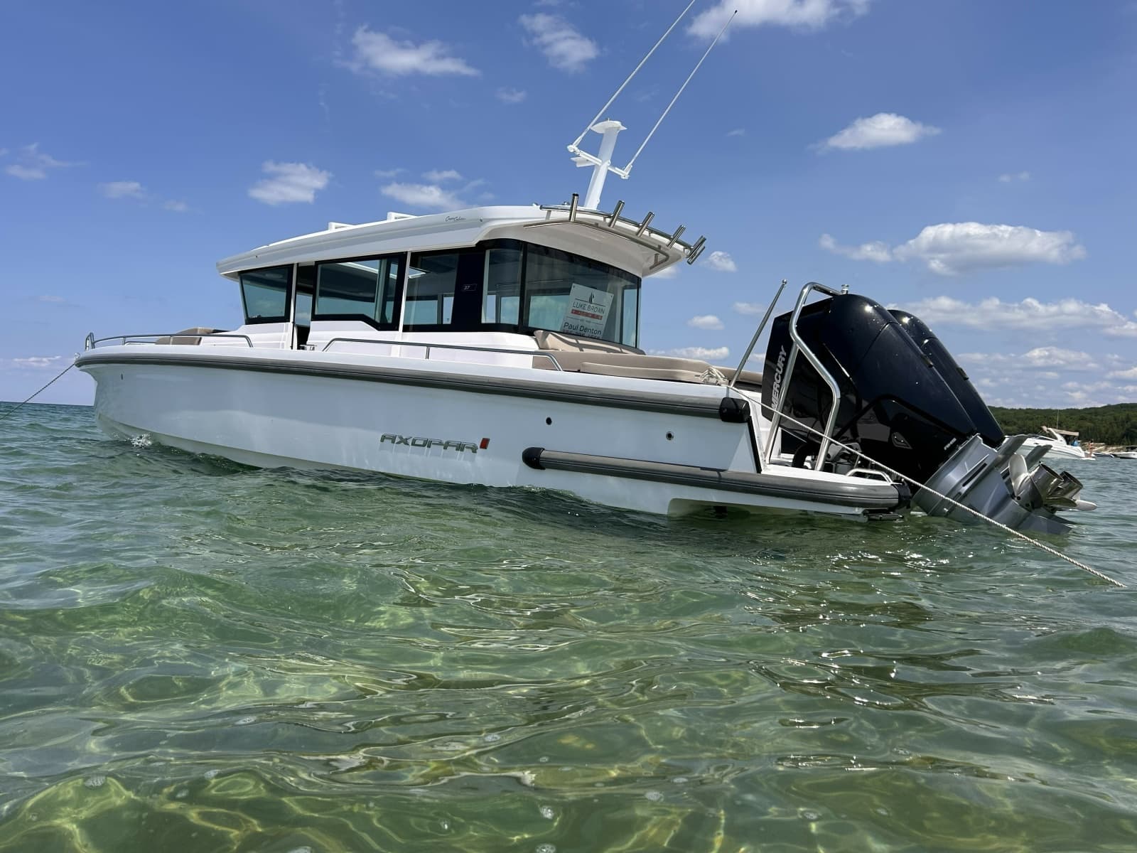 2024 Axopar 37 XC Cross Cabin - Photo 5