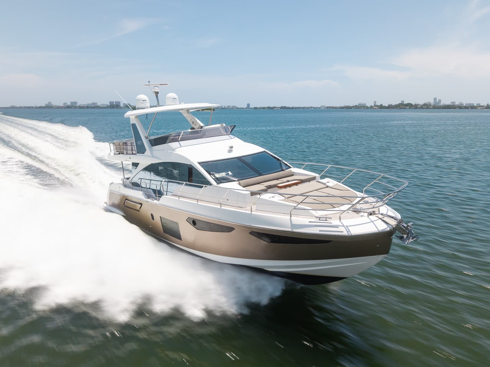 2018 Azimut 60 Flybridge - Photo 11