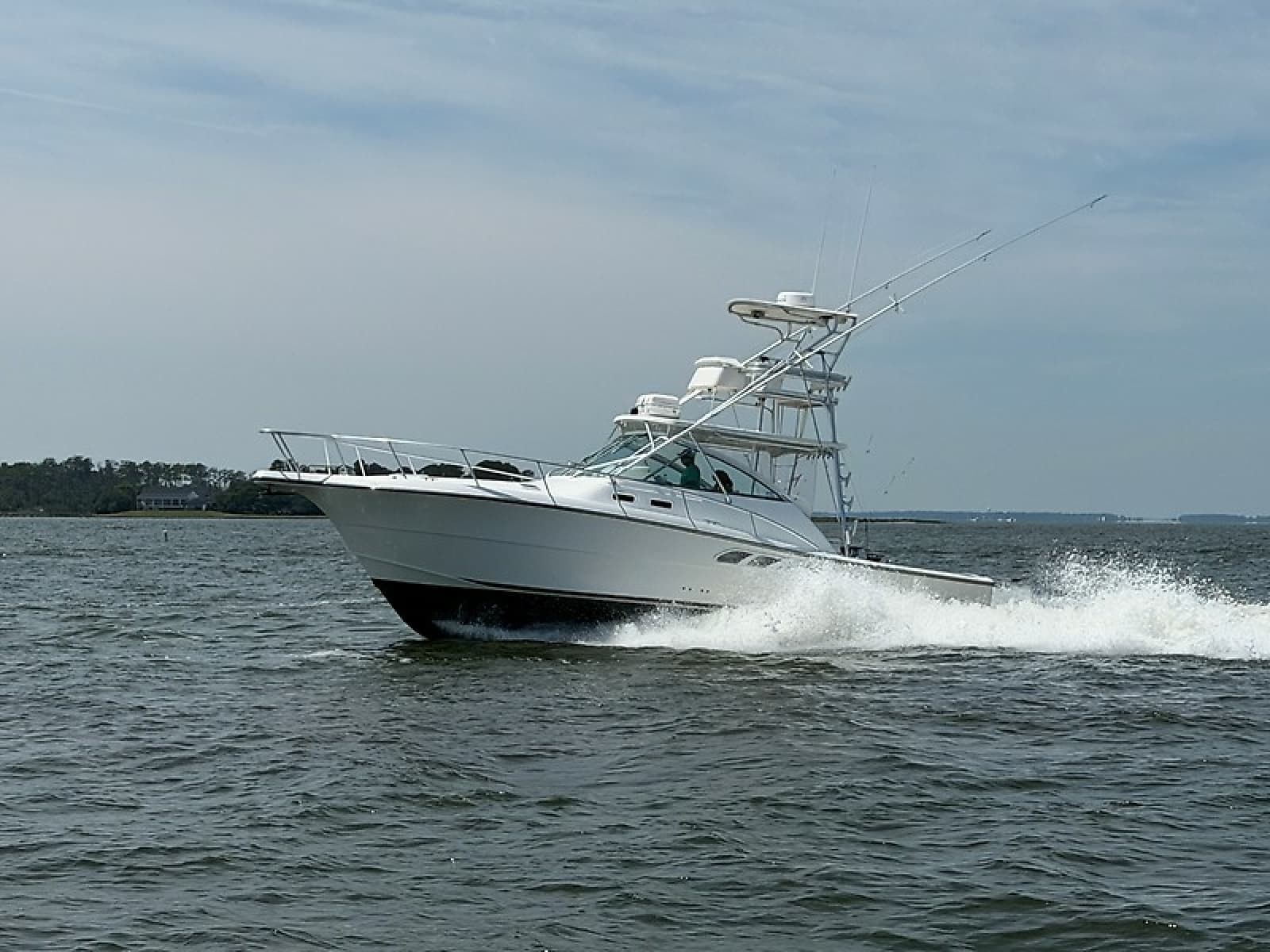 2006 Rampage 38 Express - Photo 1