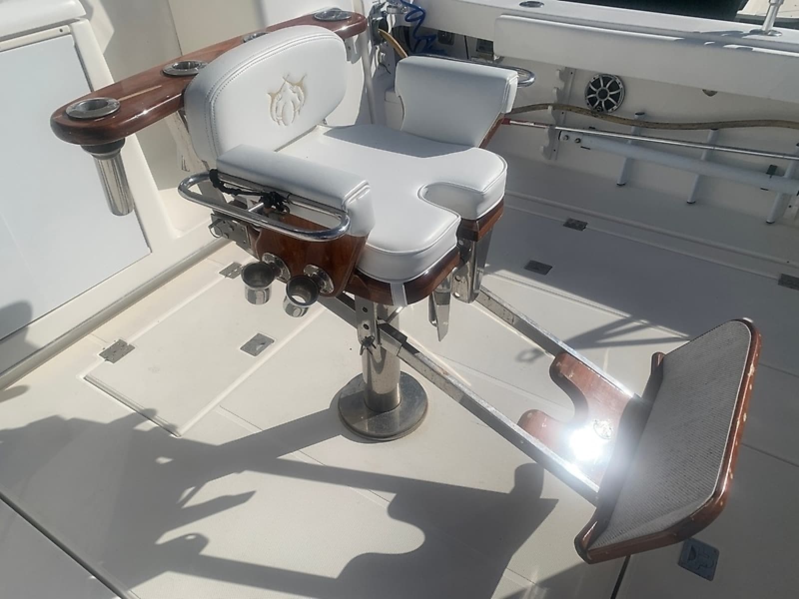 2006 Rampage 38 Express - Photo 14