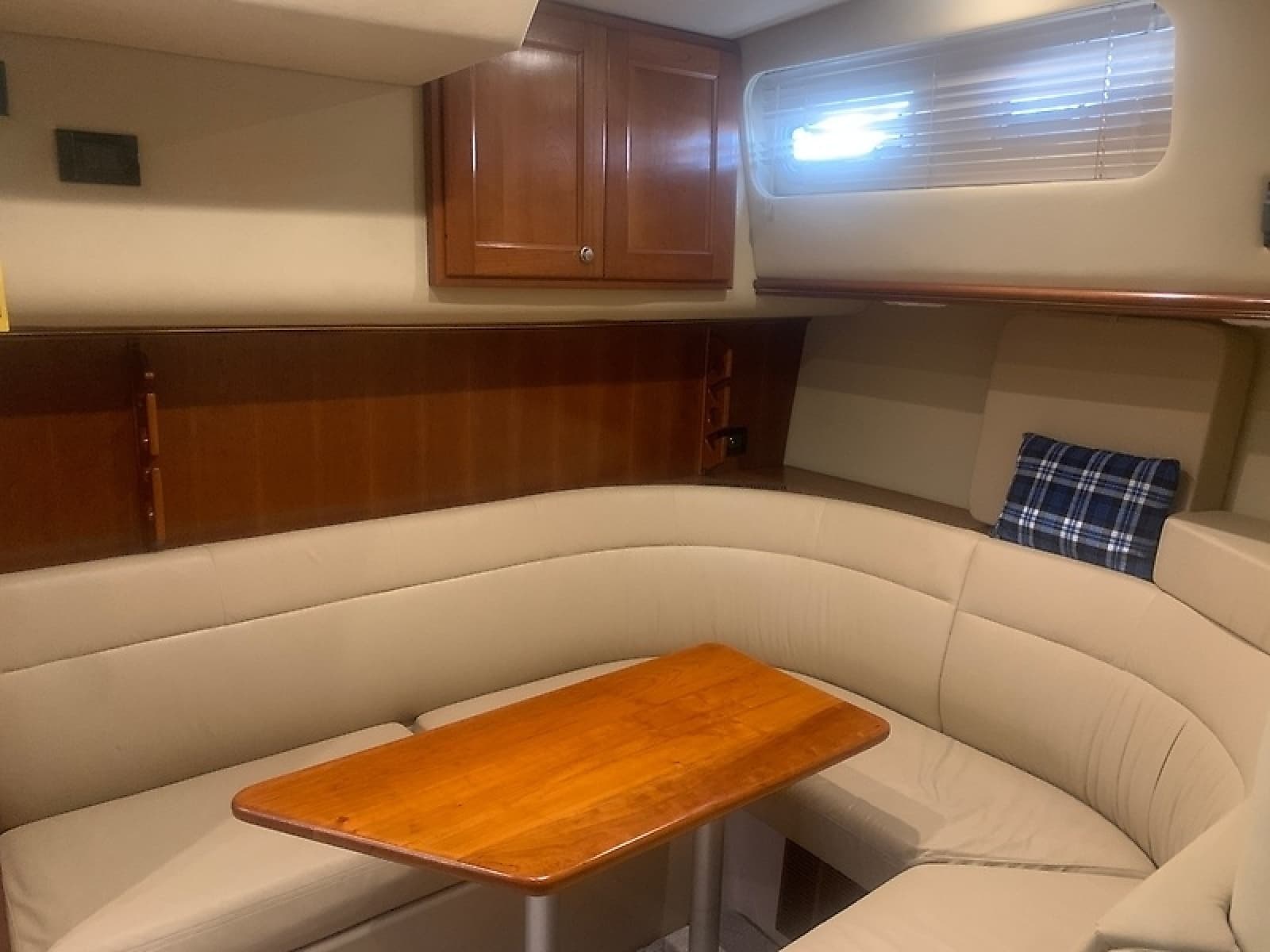 2006 Rampage 38 Express - Photo 35