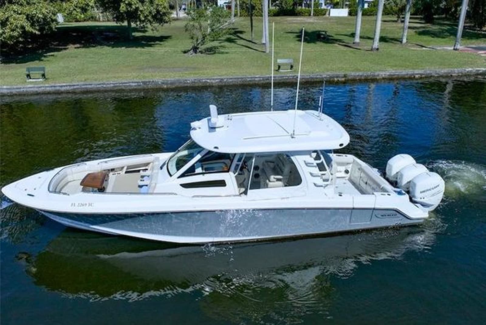 2019 Boston Whaler 350 Realm - Photo 5