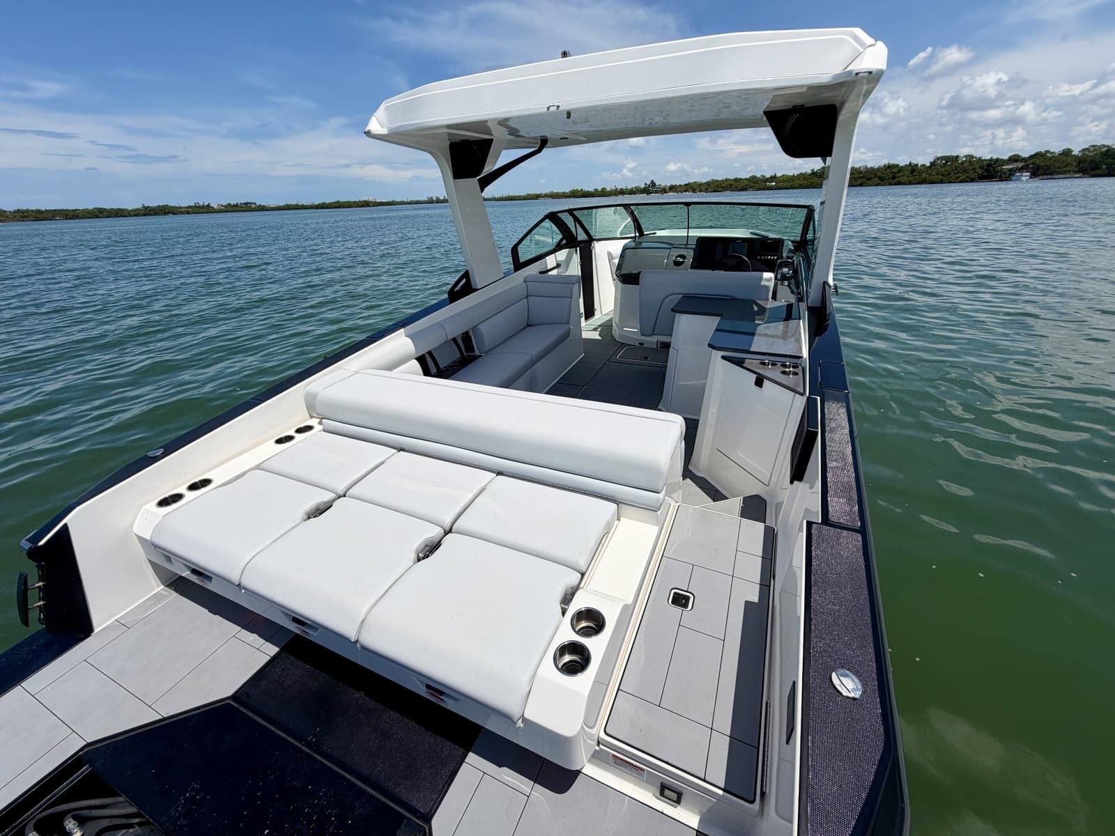 2022 Aviara AV32 OB - Photo 18