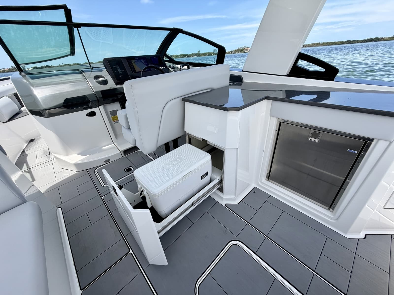 2022 Aviara AV32 OB - Photo 41