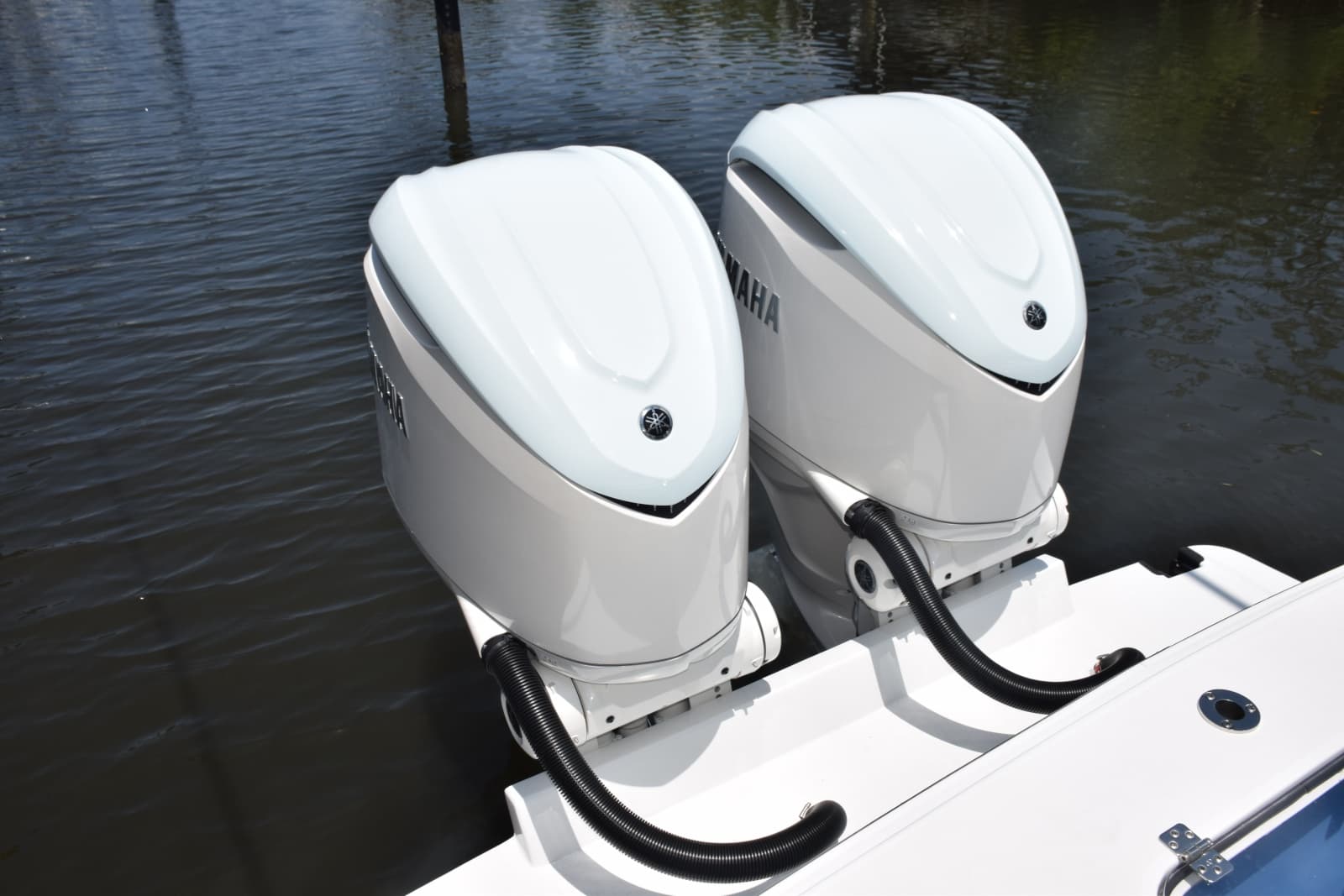 1962 Bertram 31 Express Cruiser - Photo 32