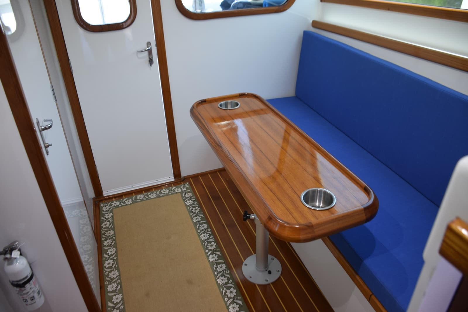 1962 Bertram 31 Express Cruiser - Photo 10
