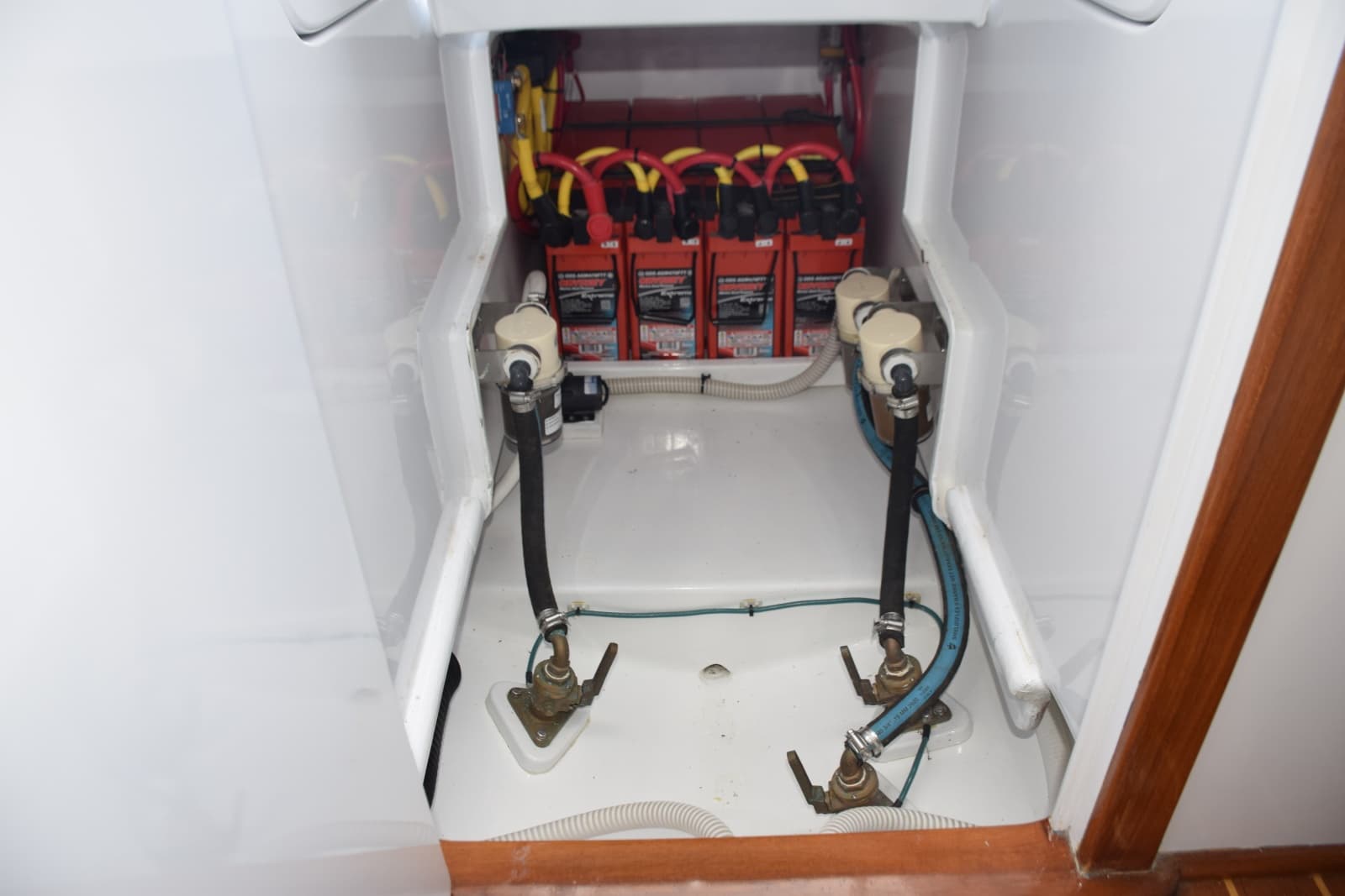 1962 Bertram 31 Express Cruiser - Photo 45