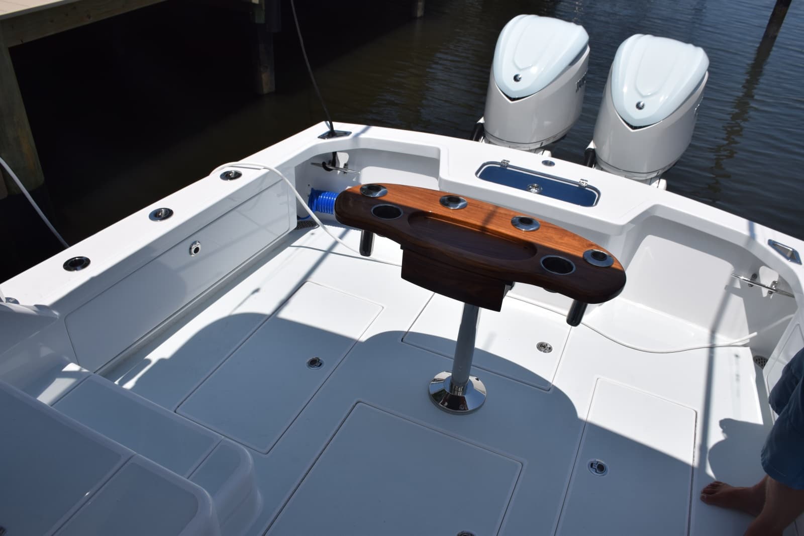 1962 Bertram 31 Express Cruiser - Photo 6