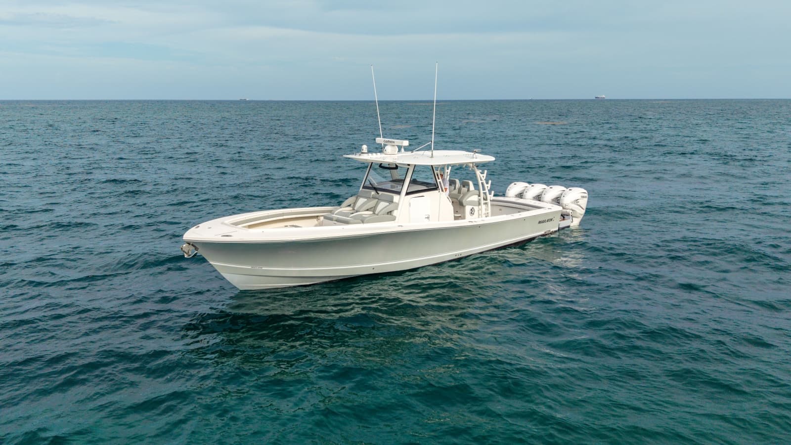 2022 Regulator 41 - Photo 2