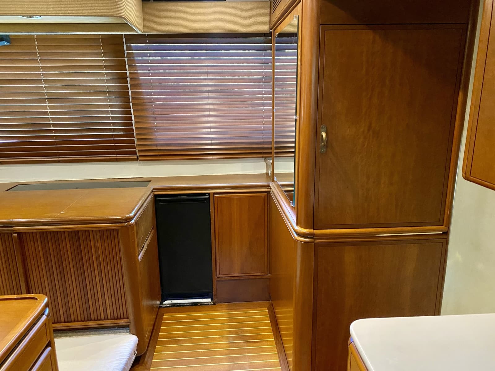 1986 Huckins  - Photo 25