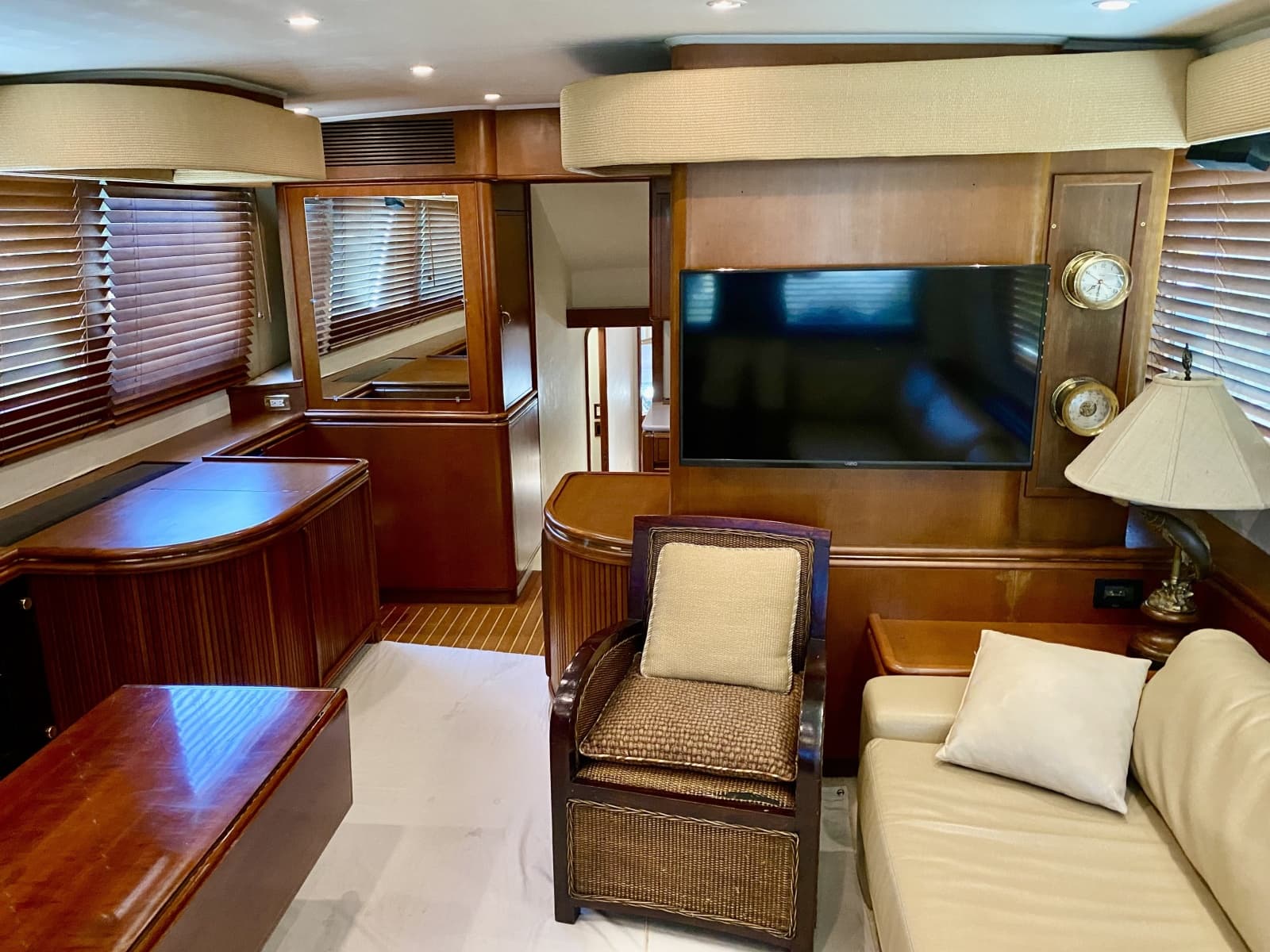 1986 Huckins  - Photo 29