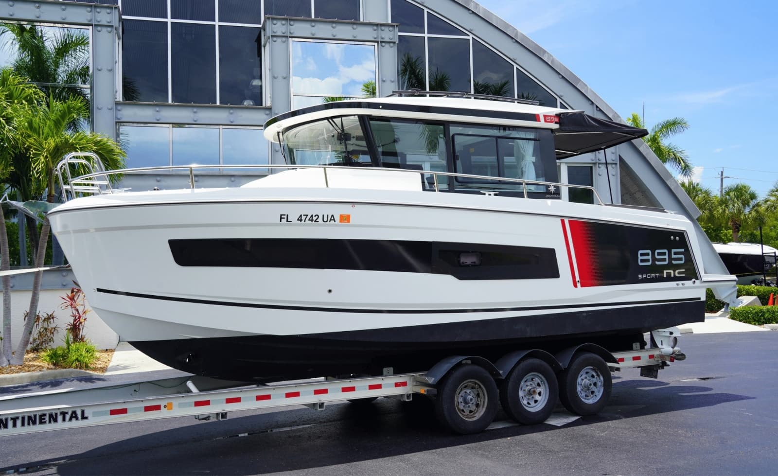 2025 Jeanneau NC 895 Sport S2 - Photo 1