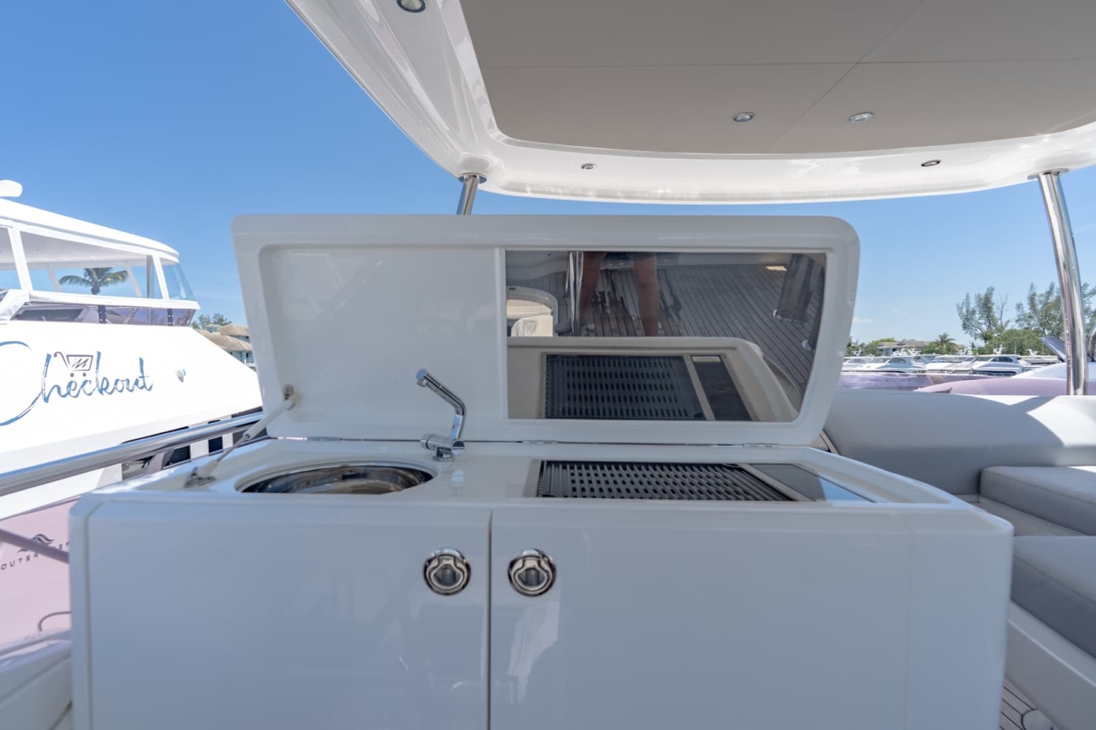 2021 Princess F55 - Photo 26
