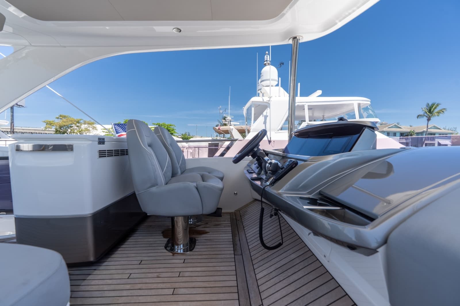 2021 Princess F55 - Photo 29