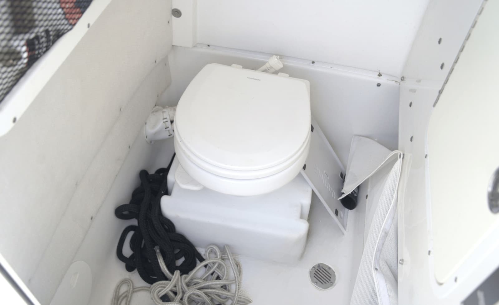 2018 Sea Hunt Gamefish 27CB - Photo 38
