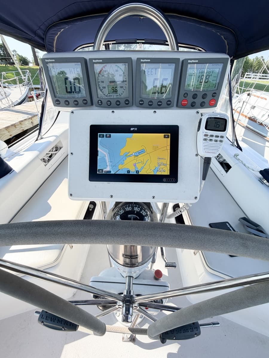 2000 Catalina 380 - Photo 63
