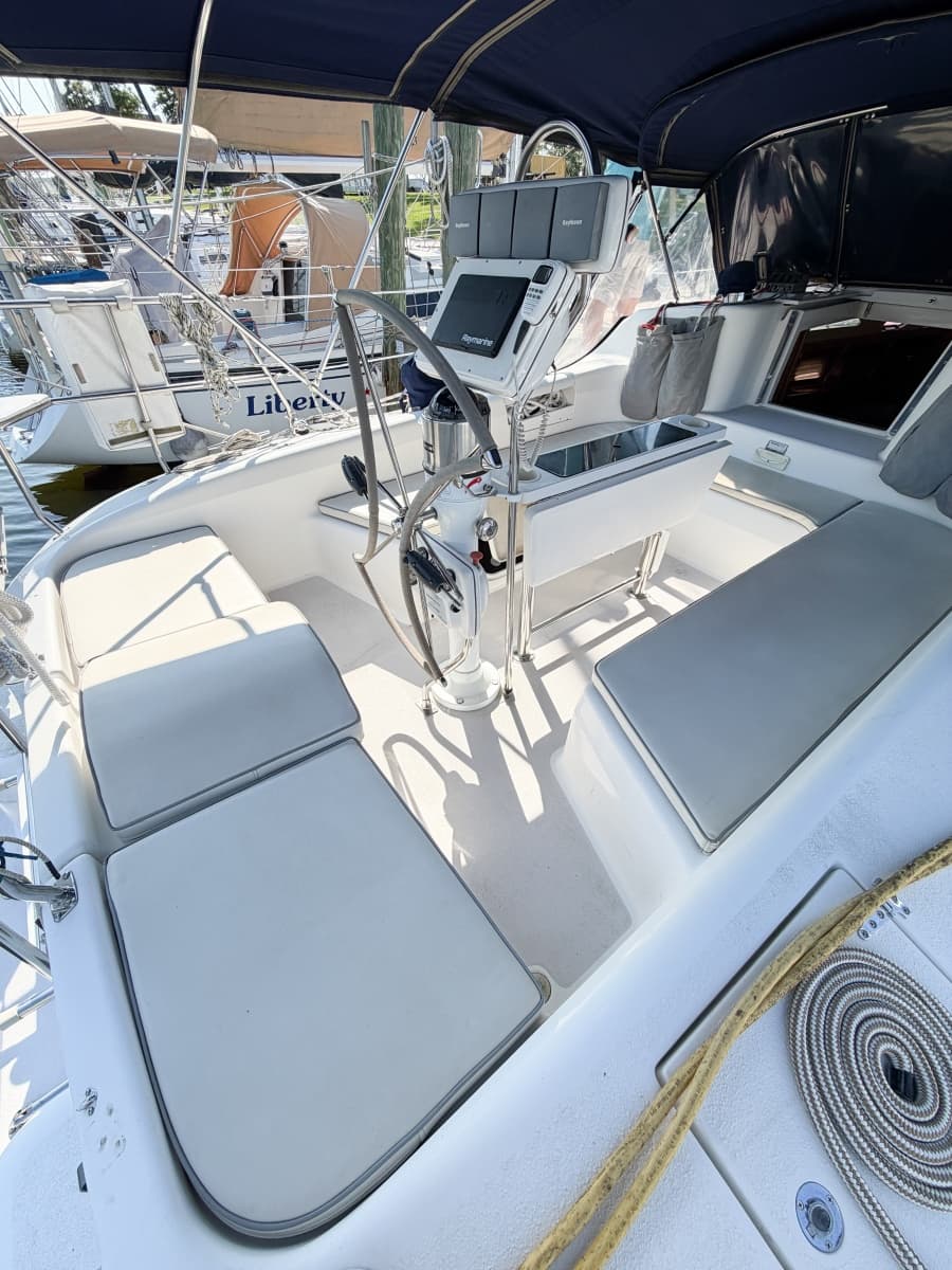 2000 Catalina 380 - Photo 14