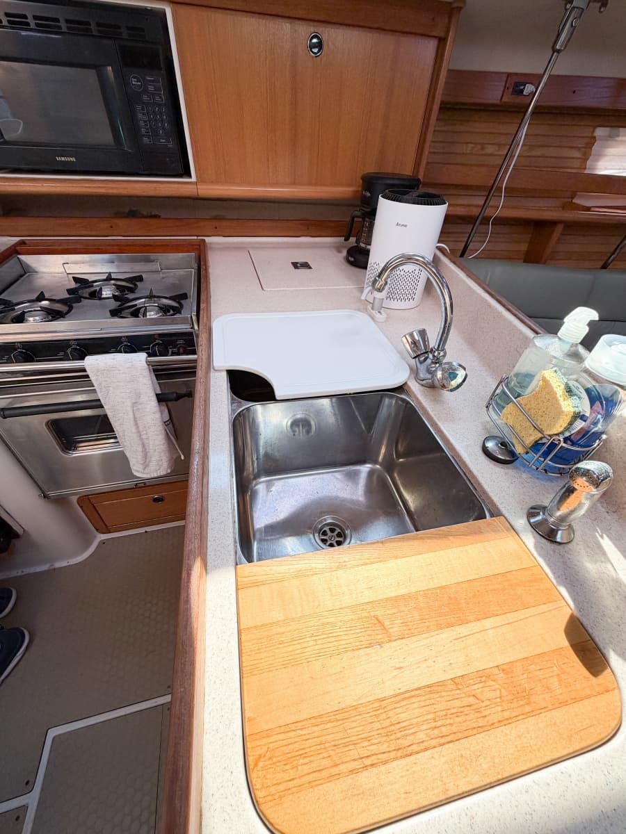 2000 Catalina 380 - Photo 42