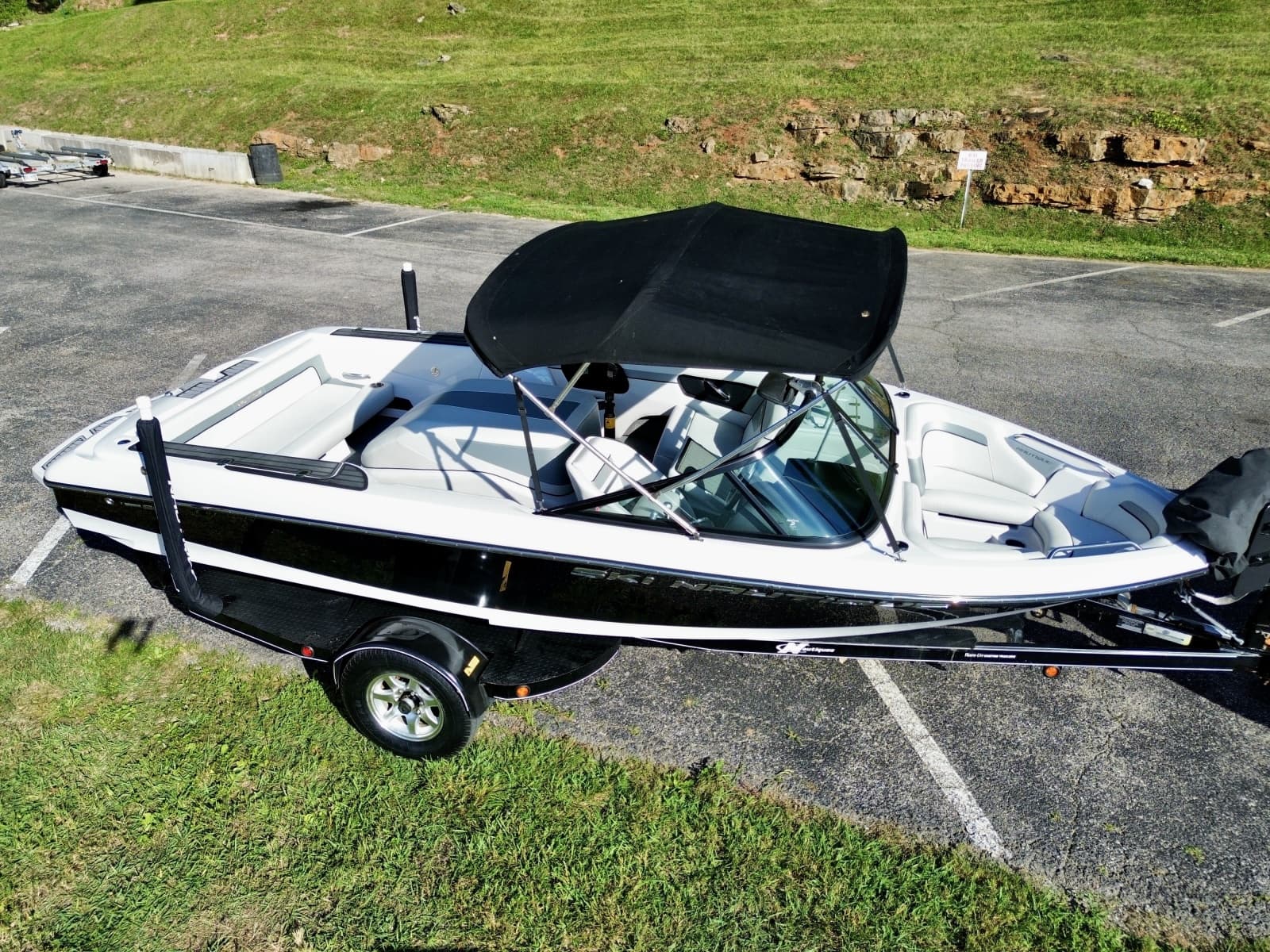 2011 Correct Craft Ski Nautique 200 OB - Photo 9