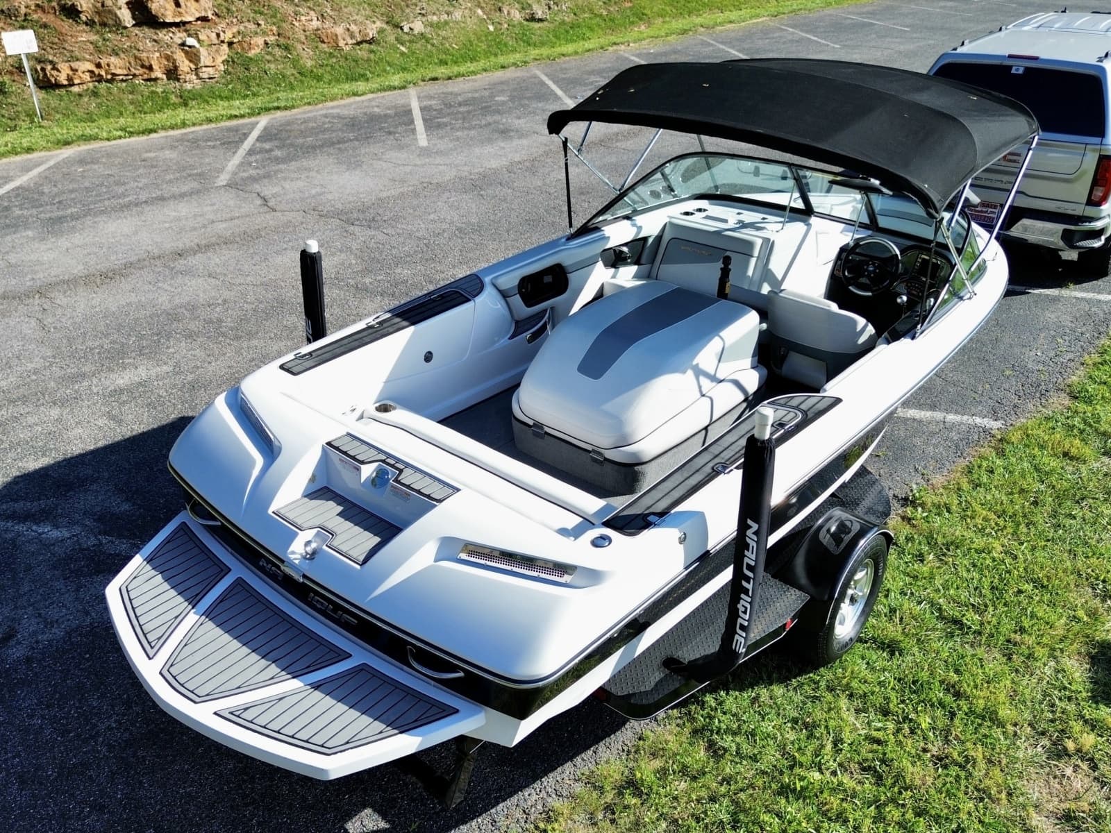 2011 Correct Craft Ski Nautique 200 OB - Photo 6
