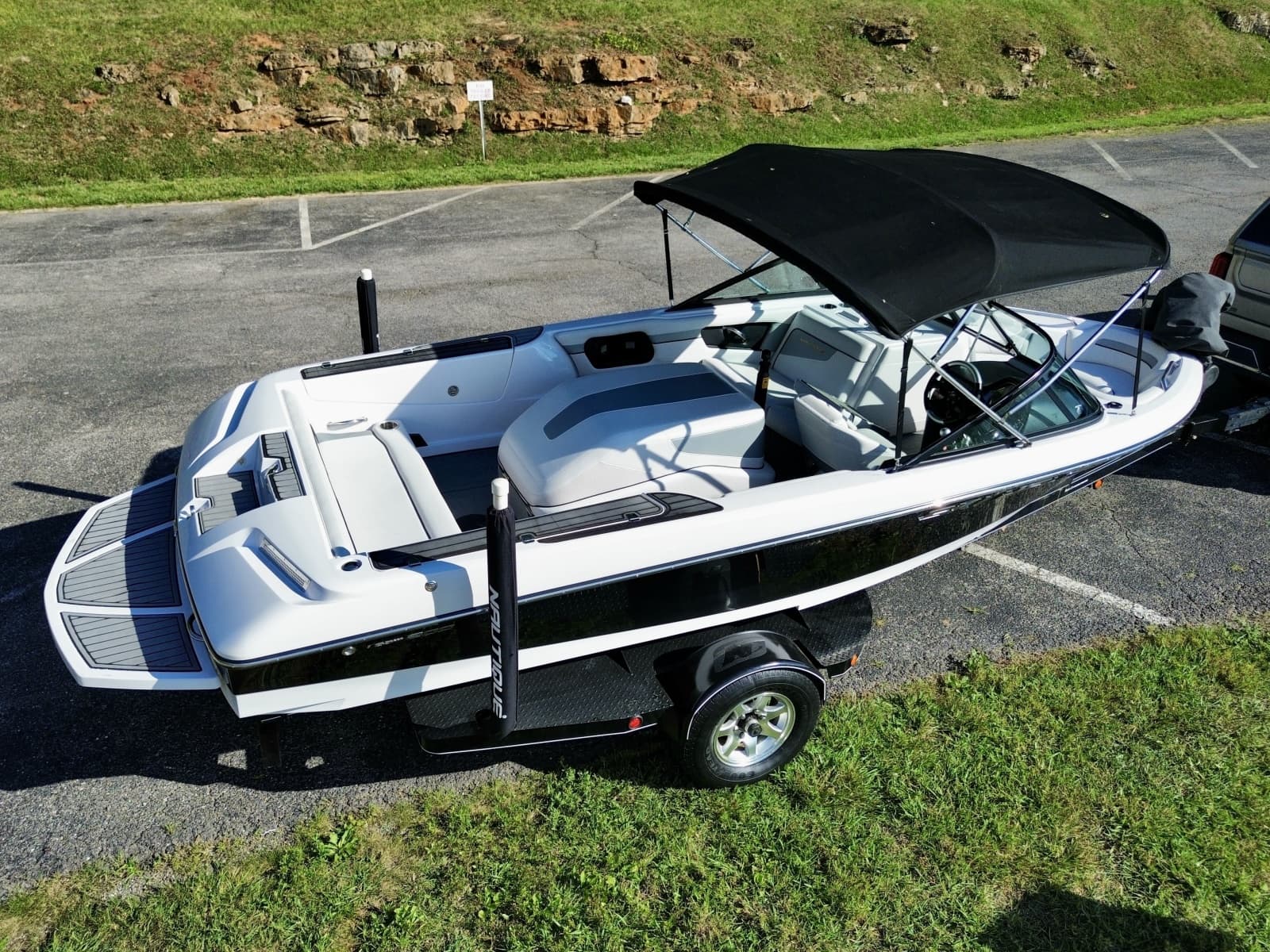 2011 Correct Craft Ski Nautique 200 OB - Photo 7